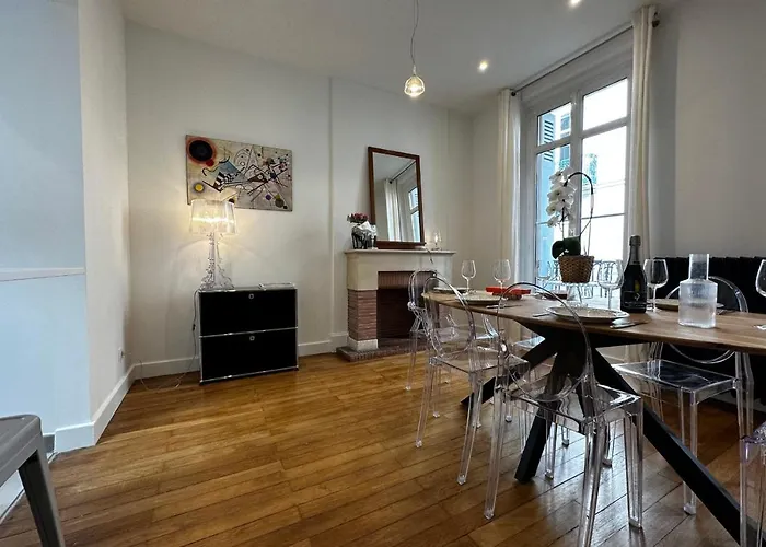 In The Beautiful Districts Of A 