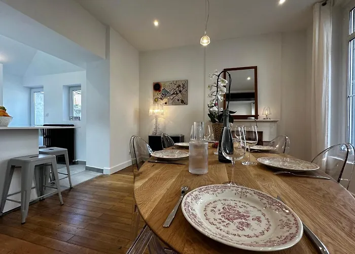 In The Beautiful Districts Of A 